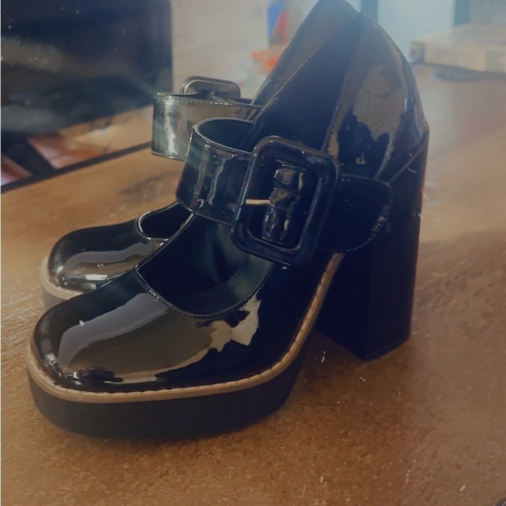 Steve Madden Black Platform Mary Jane Shoes